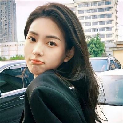 他与爱神同时降临